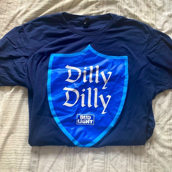 Dilly Dilly BudLight Tee - Picture 2 of 5